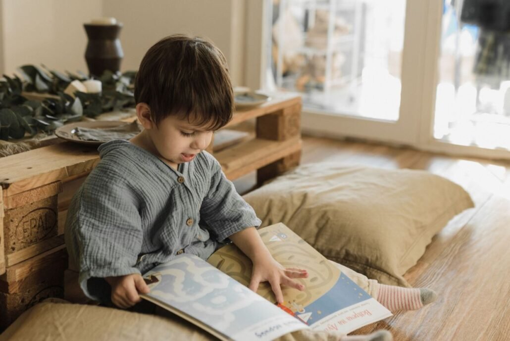 Descubre 3 cuentos de valores para niños de 3 a 6 años que fomentan la empatía, el respeto, la valentía y el cuidado de la naturaleza.
